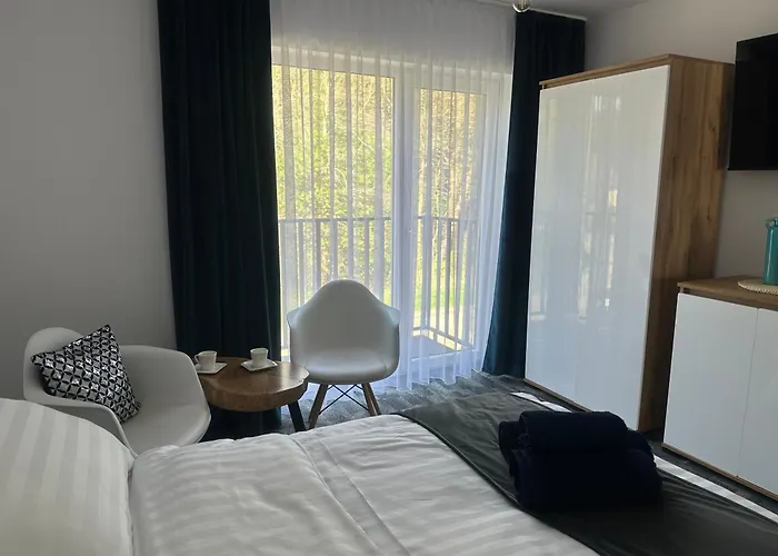 Marina Pensión Chłopy